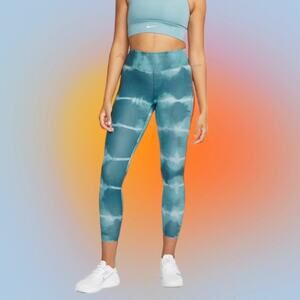 NIKE LUXE Women’s Large Mid Rise Leggings